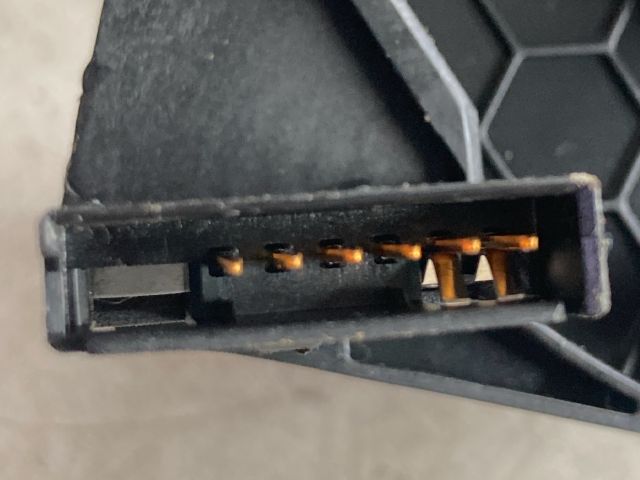 bontott SKODA FABIA II Légzsák Átvezető Szalagkábel