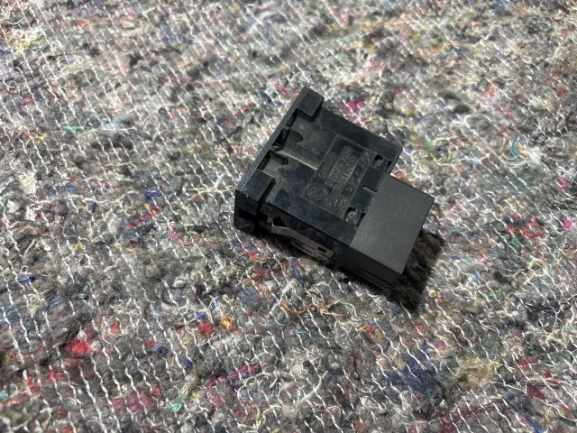 bontott SKODA FABIA II Légzsák Kapcsoló