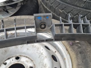 bontott SKODA FABIA II Levélrács Tartó