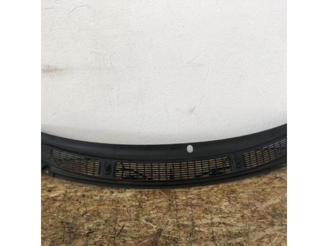 bontott SKODA FABIA II Levélrács