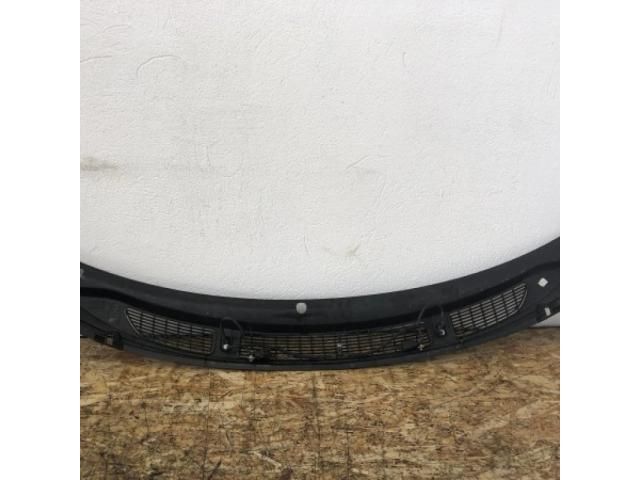 bontott SKODA FABIA II Levélrács