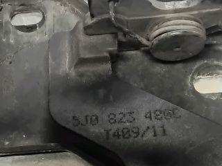 bontott SKODA FABIA II Motorháztető Biztonsági Kampó