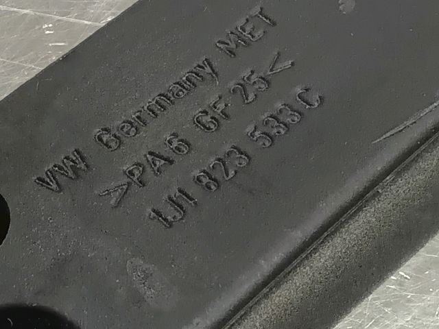 bontott SKODA FABIA II Motorháztető Nyitó Kar / Gomb