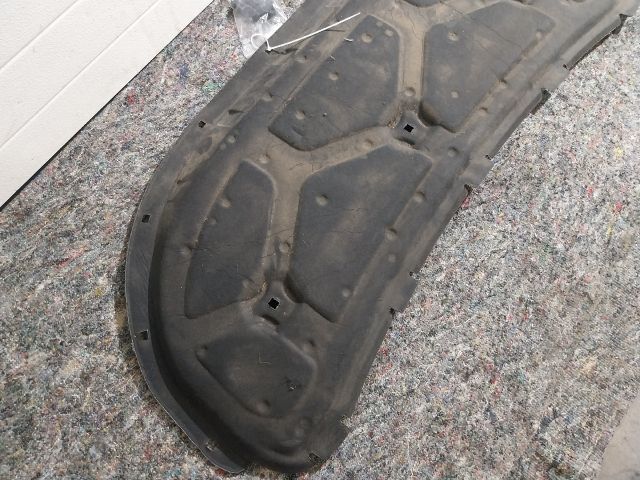 bontott SKODA FABIA II Motorháztető Szigetelés