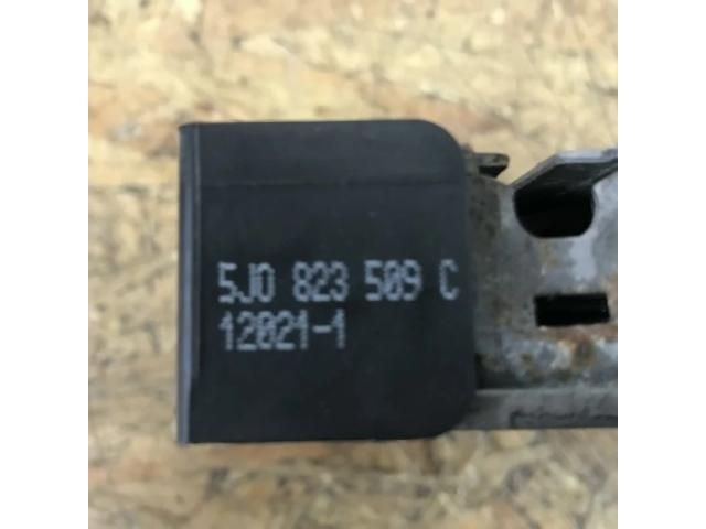 bontott SKODA FABIA II Motorháztető Zárszerkezet