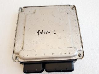 bontott SKODA FABIA II Motorvezérlő