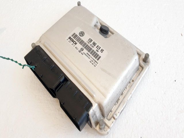 bontott SKODA FABIA II Motorvezérlő