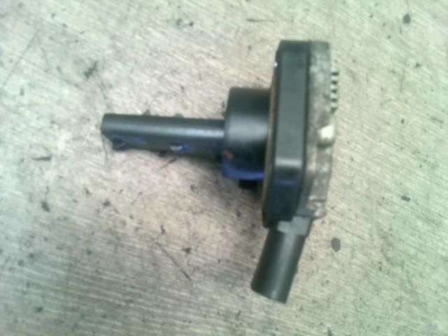 bontott SKODA FABIA II Olajszint Jeladó