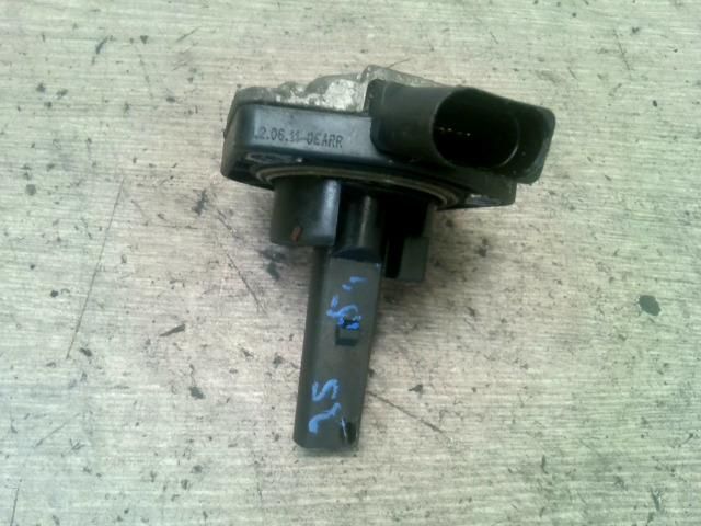 bontott SKODA FABIA II Olajszint Jeladó