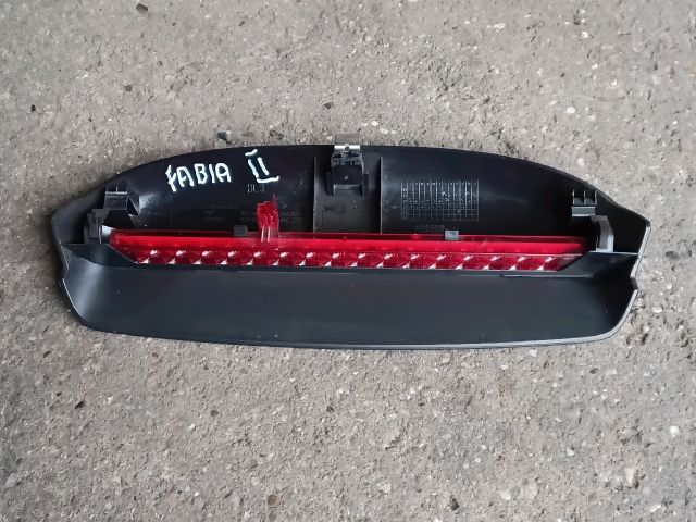 bontott SKODA FABIA II Pótféklámpa