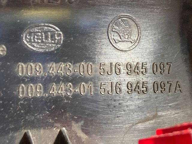 bontott SKODA FABIA II Pótféklámpa