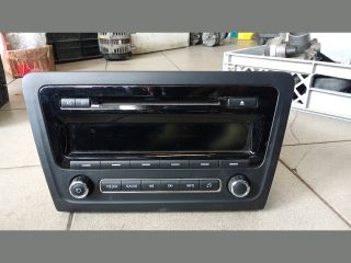 bontott SKODA FABIA II Rádió / CD