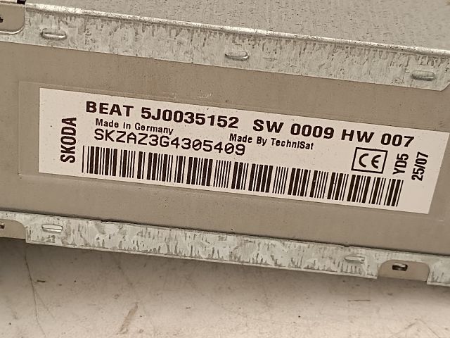 bontott SKODA FABIA II Rádió / CD