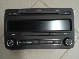 bontott SKODA FABIA II Rádió / CD