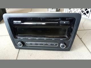 bontott SKODA FABIA II Rádió / CD