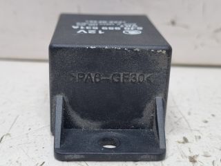 bontott SKODA FABIA II Relé