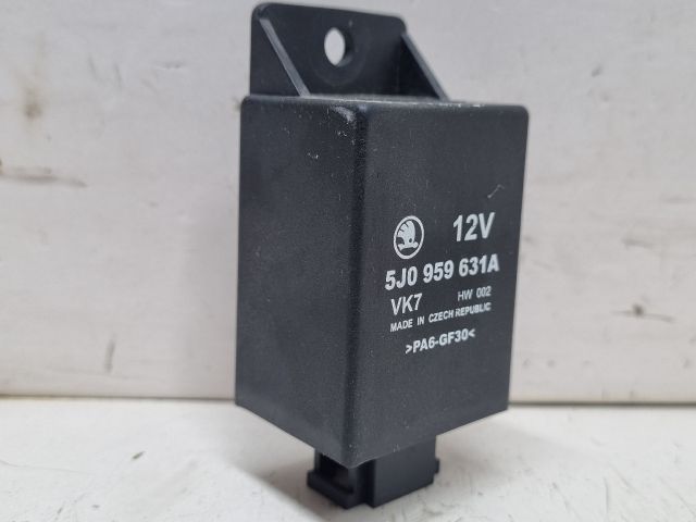 bontott SKODA FABIA II Relé