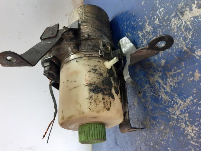 bontott SKODA FABIA II Szervóolaj Tartály