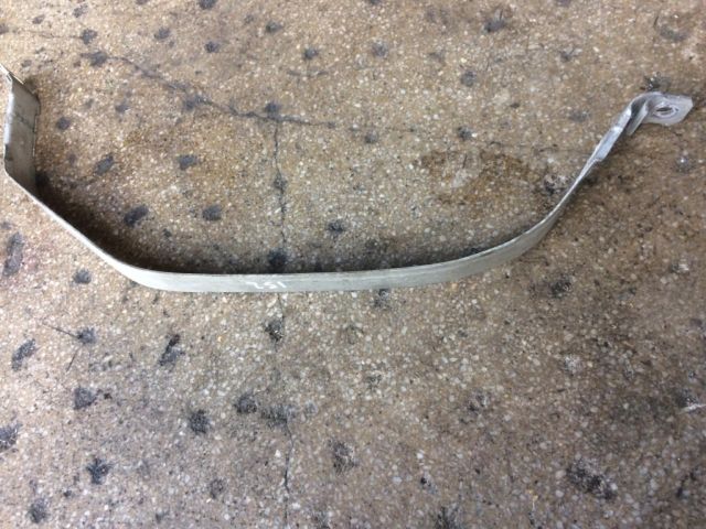 bontott SKODA FABIA II Tank Tartó Pánt