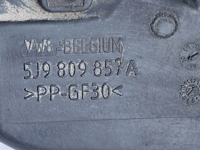 bontott SKODA FABIA II Tankajtó