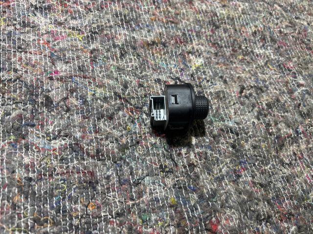 bontott SKODA FABIA II Tükör Kapcsoló