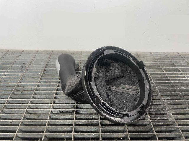 bontott SKODA FABIA II Váltógomb