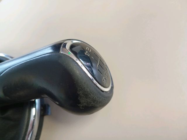 bontott SKODA FABIA II Váltógomb