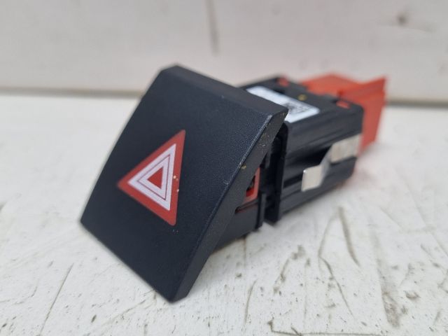 bontott SKODA FABIA II Vészvillogó Kapcsoló