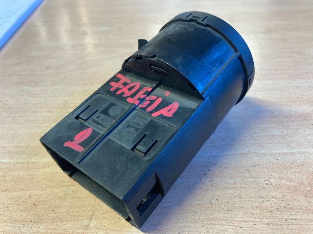 bontott SKODA FABIA II Világítás Kapcsoló