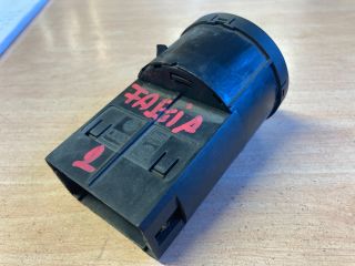 bontott SKODA FABIA II Világítás Kapcsoló