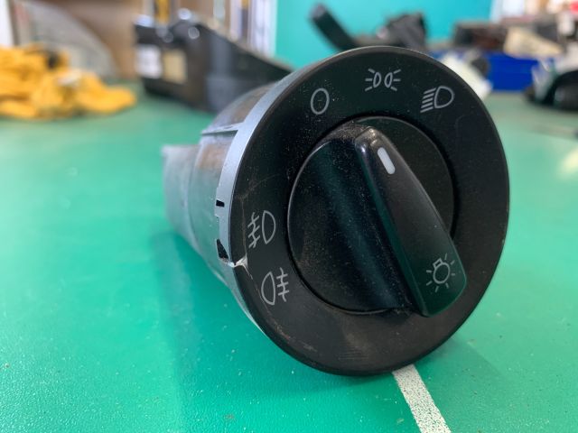 bontott SKODA FABIA II Világítás Kapcsoló