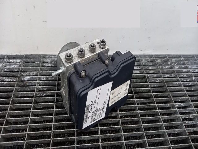 bontott SKODA FABIA III ABS Kocka