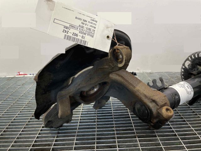 bontott SKODA FABIA III Bal első Csonkállvány