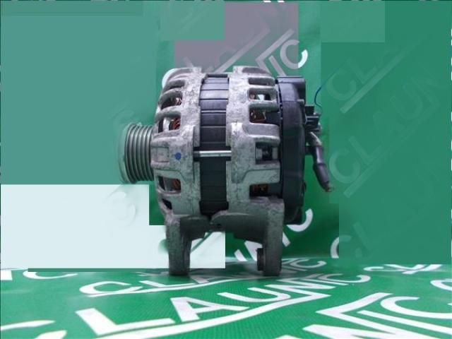 bontott SKODA FABIA III Generátor