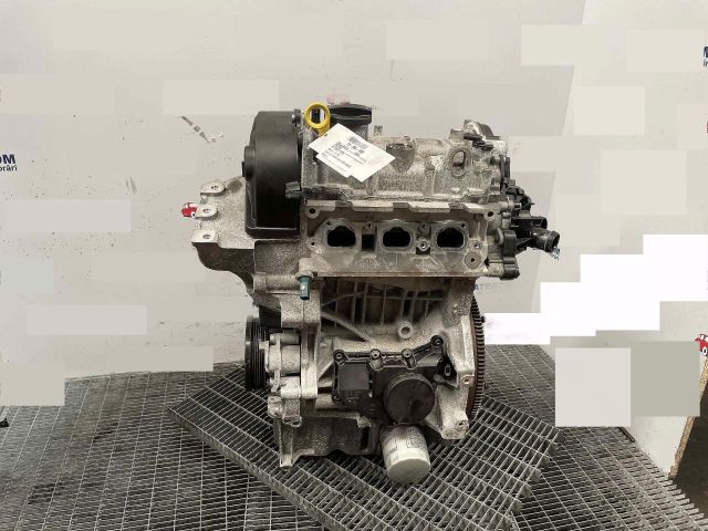 bontott SKODA FABIA III Motor (Fűzött blokk hengerfejjel)