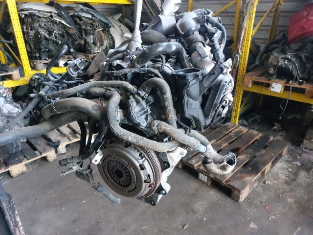 bontott SKODA FABIA III Komplett Motor (Segédberendezésekkel)