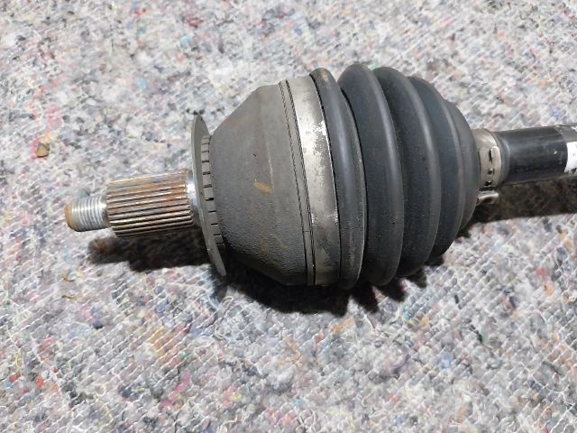 bontott SKODA FABIA III Bal Féltengely