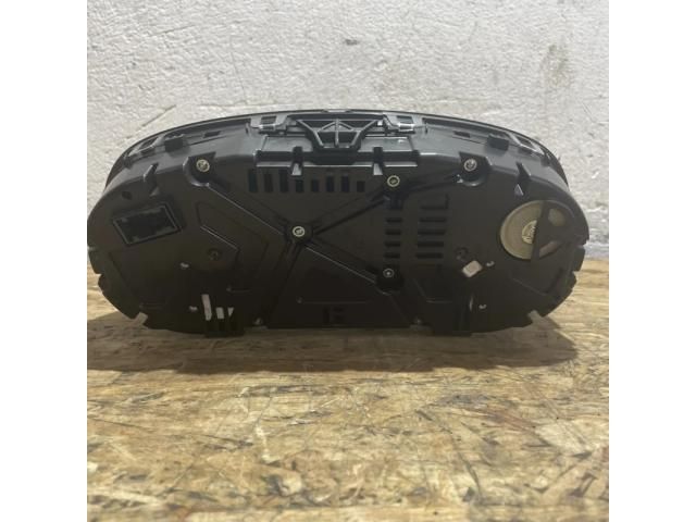 bontott SKODA FABIA III Kilométeróra