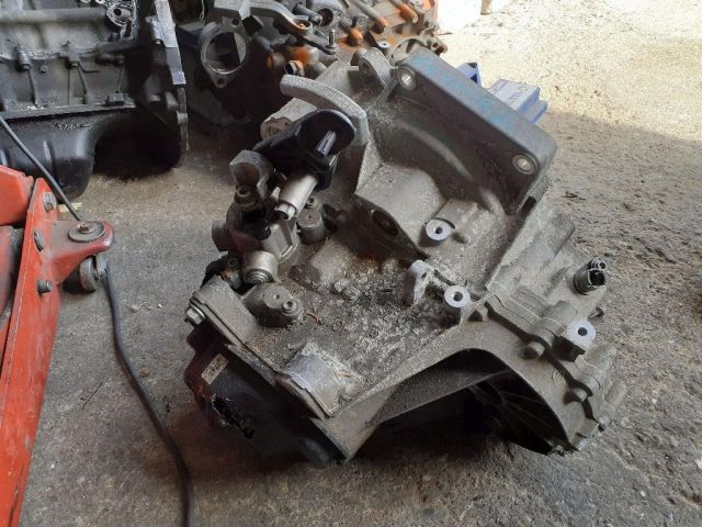 bontott SKODA FABIA III Váltó (Mechanikus)