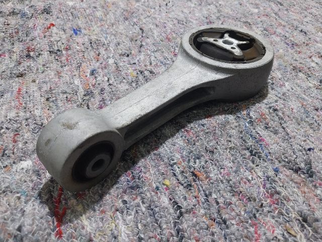 bontott SKODA FABIA III Váltó Tartó Bak (Pozíciófüggetlen)