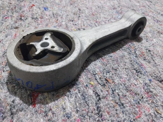 bontott SKODA FABIA III Váltó Tartó Bak (Pozíciófüggetlen)