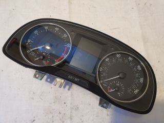 bontott SKODA FABIA III Kilométeróra