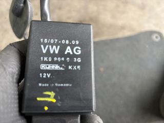 bontott SKODA FABIA III Üzemanyag Szivattyú Relé