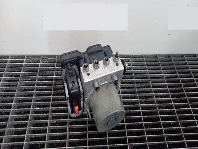 bontott SKODA FABIA III ABS Kocka