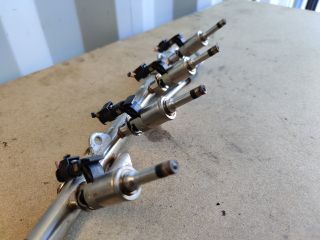 bontott SKODA FABIA III Porlasztó Sor / Híd