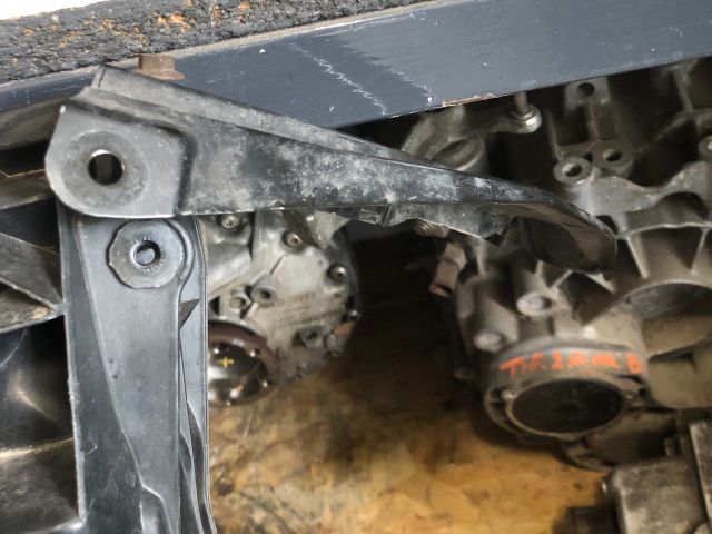 bontott SKODA FABIA III Homlokfal (Üres lemez)