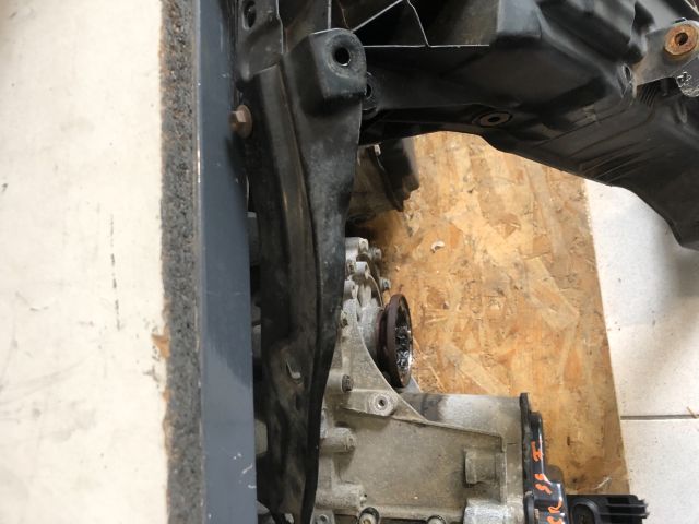 bontott SKODA FABIA III Homlokfal (Üres lemez)