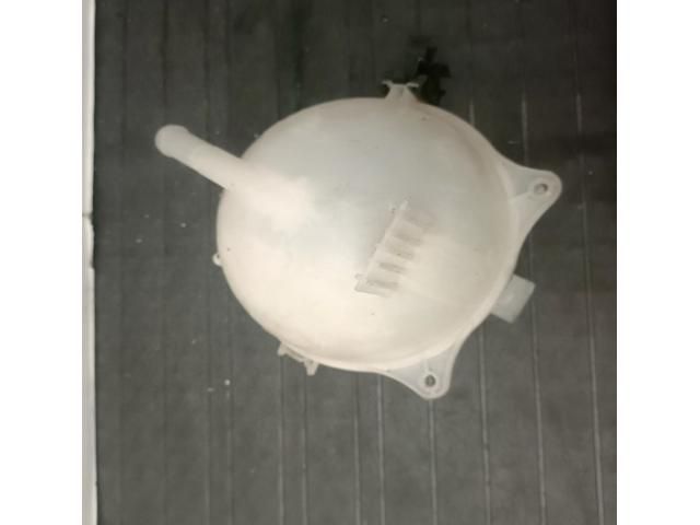 bontott SKODA FABIA III Kiegyenlítő Tartály