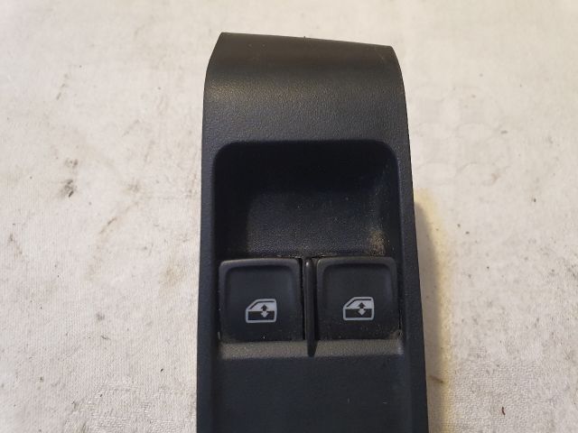 bontott SKODA FABIA III Ablakemelő Kapcsoló Négyes / Kettes