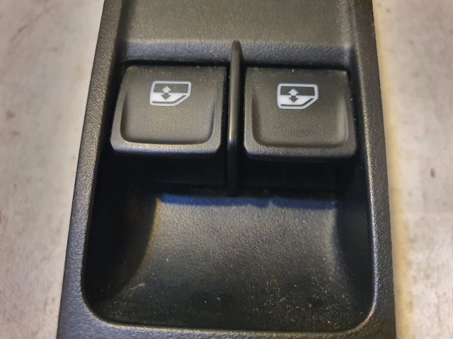 bontott SKODA FABIA III Ablakemelő Kapcsoló Négyes / Kettes